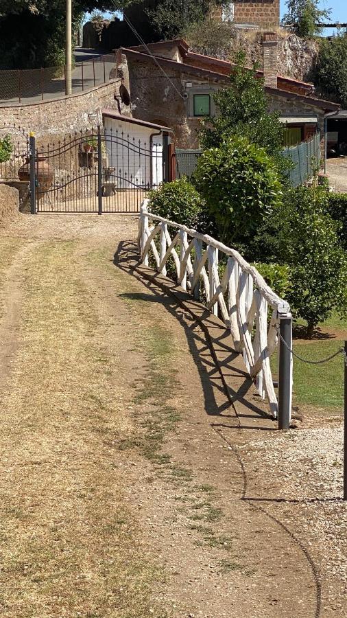Casetta Santa Fortunata Guest House Sutri Dış mekan fotoğraf